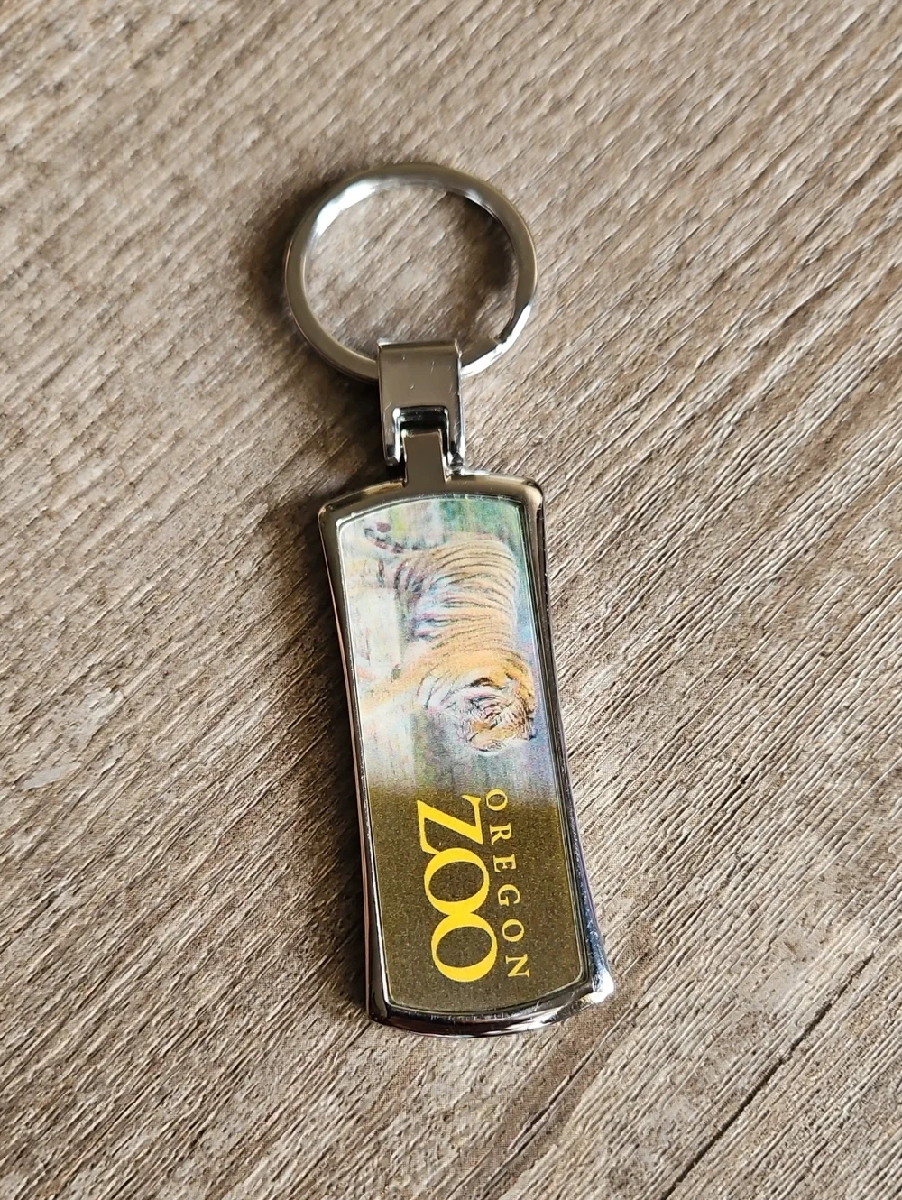 Oregon Zoo Souvenir Key Chain With 